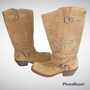 Tan Western squared Toe Boots Size 9